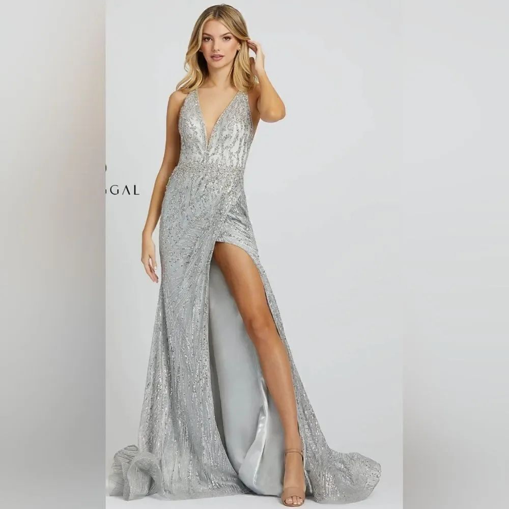 Mac Duggal 30621 Embellished V-neck Thigh Slit Evening Gown NWT sz 10 Silver